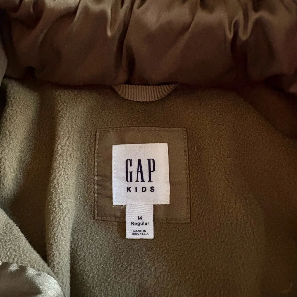 GAP Kids Olive Green Puffer Jacket with Fur Lined Hood size M